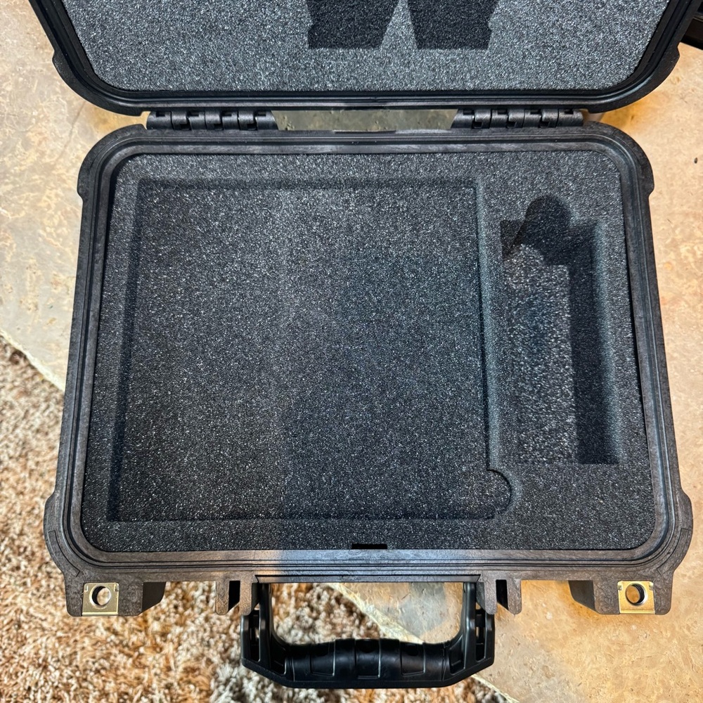 VIP Morgan Wallen Pelican Case - Picture 4 of 8